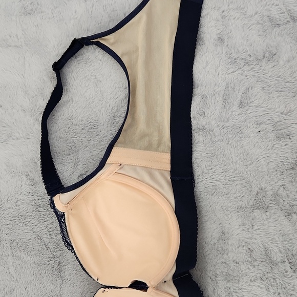 Padded push-up bra blue lace front heart charm from Amazon - Picture 7 of 11